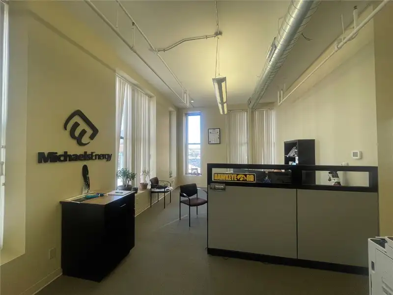Downtown Cedar Rapids 3,500 Sf Second Floor Office Space for Lease