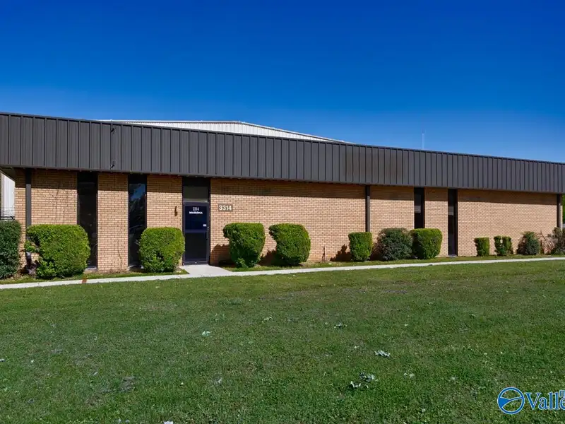 Flexible Industrial Property with 3 Buildings on 6 Acres in Huntsville, Al