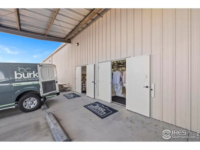 Multi-property Sale: 5818 - 5821 Lockheed Ave, Comprehensive Specifications Available