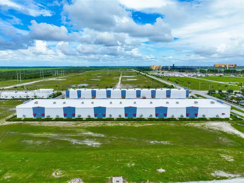 New 2,640 Sq. Ft. Warehouse in Homestead, Fl - Ideal for Storage and Business Operations