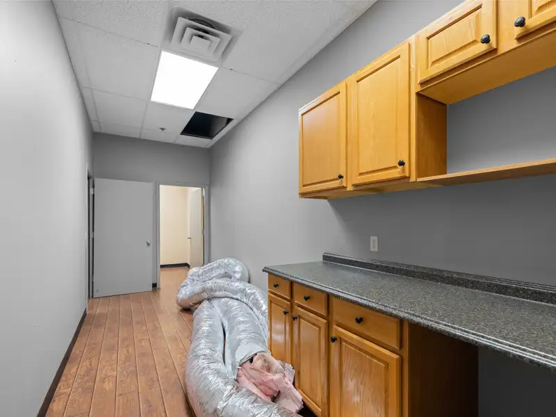 Remodeled Office Suites with Highway Access and Tenant Improvements Available