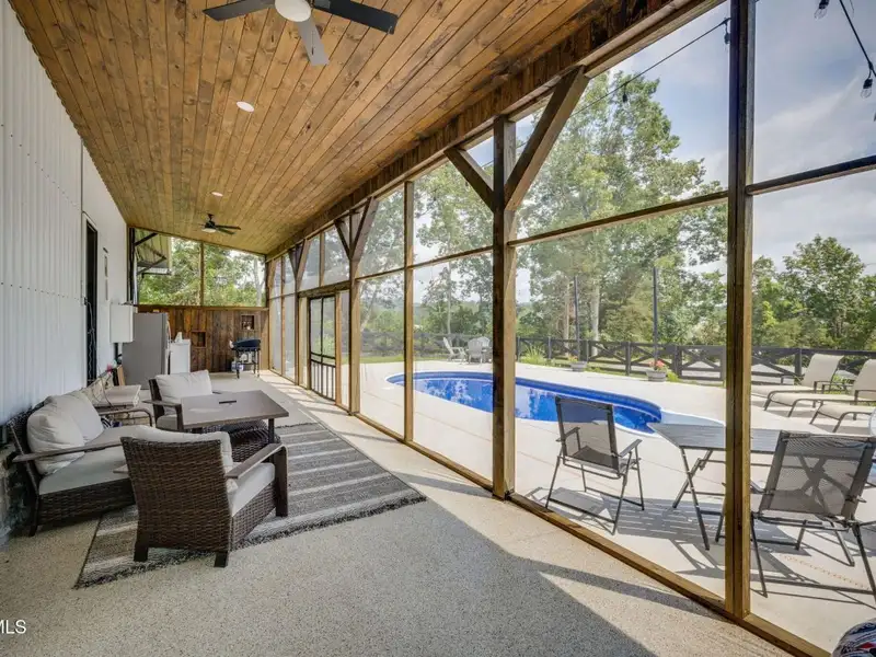 Custom Barndominium on 3 Acres with Pool and Income-generating Garage in Tennessee
