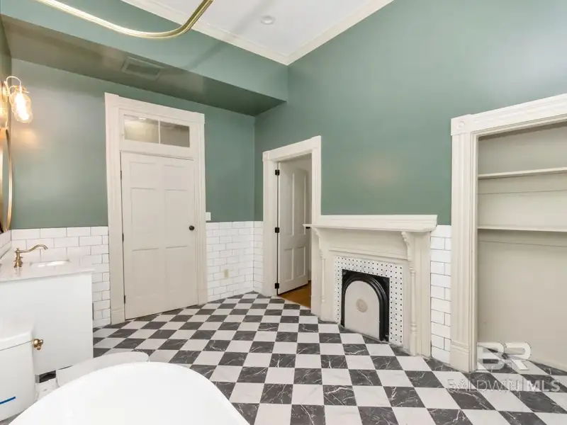Mixed-use Property in Downtown Mobile, Alabama with High Ceilings and Hardwood Floors