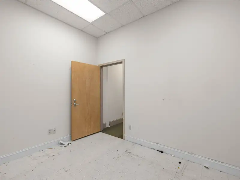 Remodeled Office Suites with Highway Access and Tenant Improvements Available