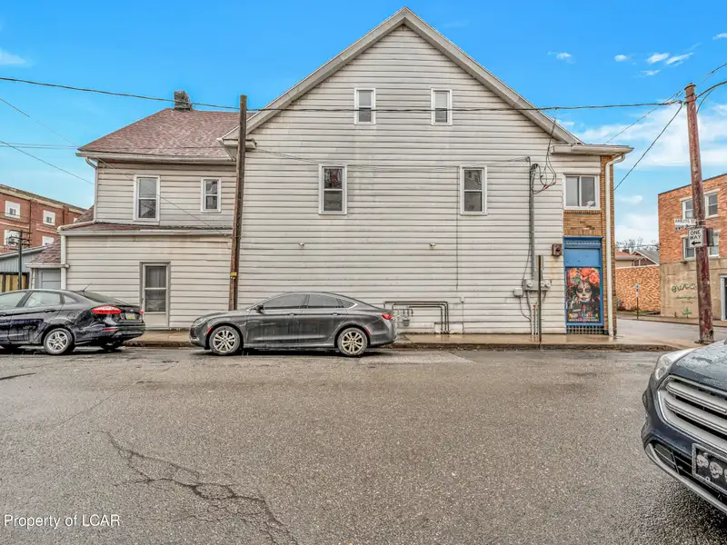 Five-unit Commercial and Residential Building in Prime Location with Recent Upgrades