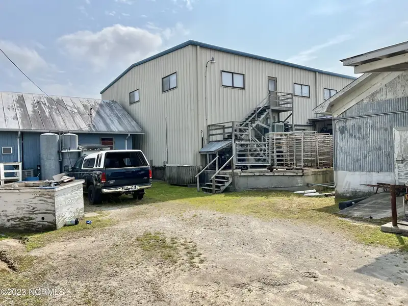 Prime Waterfront Mu-1 Development Opportunity in Historic Oriental, Nc with Deepwater Dockage