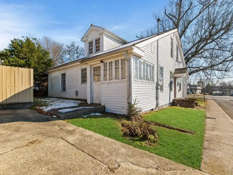 Historic Bungalow and Detached Unit on Main St with Commercial Potential