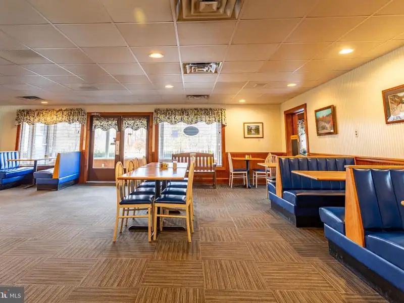 Established Restaurant with Commercial Kitchen and 120+ Seating in Hardy County