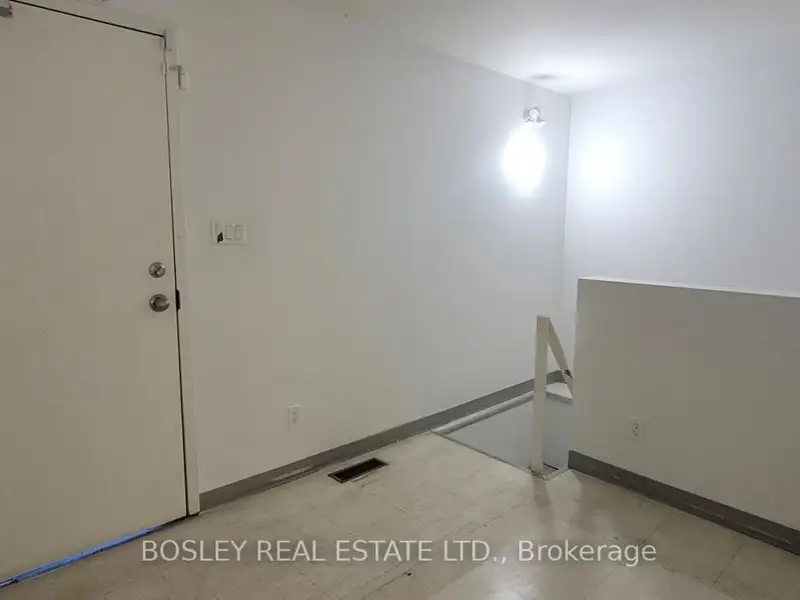 Retail Space in Iconic You've Changed Building, Trinity-bellwoods, Toronto - 2,070 Sq Ft