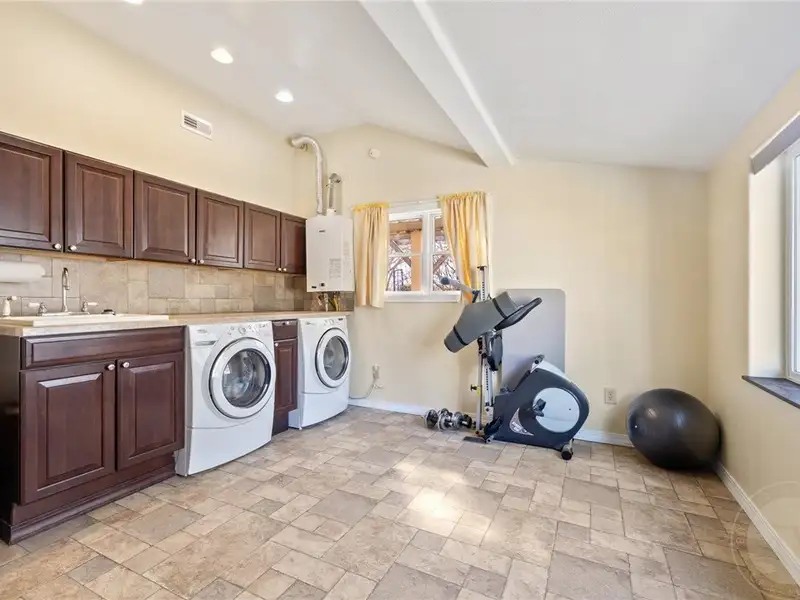 Danwalt Gardens: Event Venue with Botanical Gardens and 3 Residential Homes in Billings, Mt