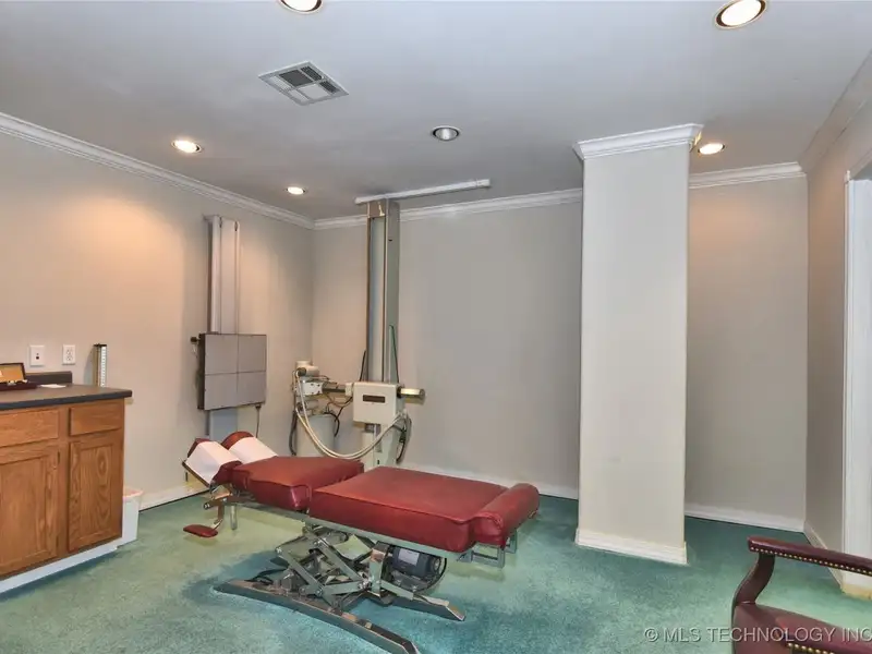 Live-work Property: 2000 Sq. Ft. Office Building with House on 1.25 Acres