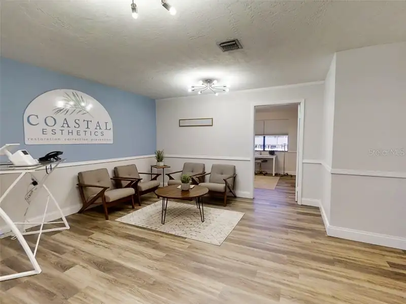 Medical/professional Office Space for Rent in Busy Sr-442 Business Complex