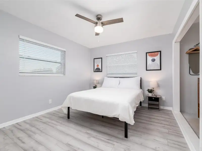 Turnkey 6-unit Airbnb Property in Prime Wilton Manors - Fully Renovated and Furnished