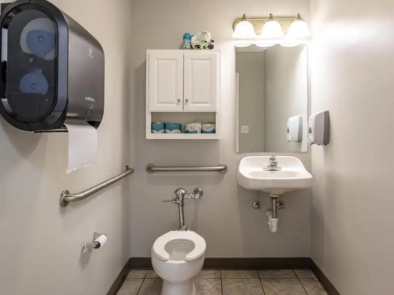 Medical Office Space for Lease in Cleveland, Tn – 12 Exam Rooms and Additional Features
