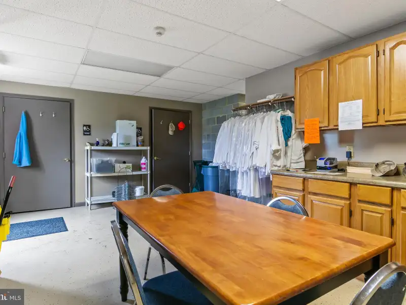 Established Meat Market and Processing Facility on 7 Acres Near Raystown Lake
