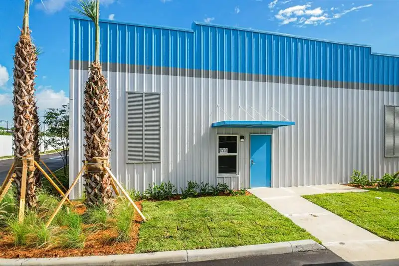 10,000 Sq Ft Warehouse Space for Lease in Pompano Beach, B-4 Commercial Zoning