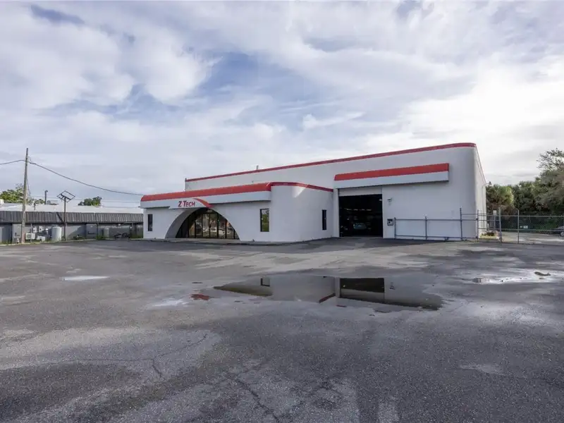Prime Automotive Facility on Us 17/92 in Longwood, Fl - 9,700 Sq Ft