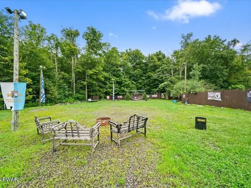 Turn-key Restaurant with Liquor License on 26 Acres in Lake Ariel, Pa
