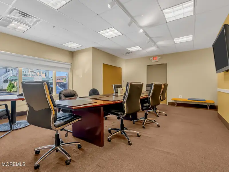 Versatile Commercial Lease in Prime Belmar Location, 5,000 Sq. Ft. Total Available