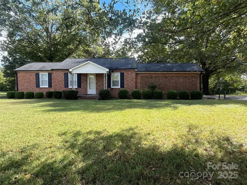 Development Opportunity: 0.75 Acre Residential Property in East Lincoln District