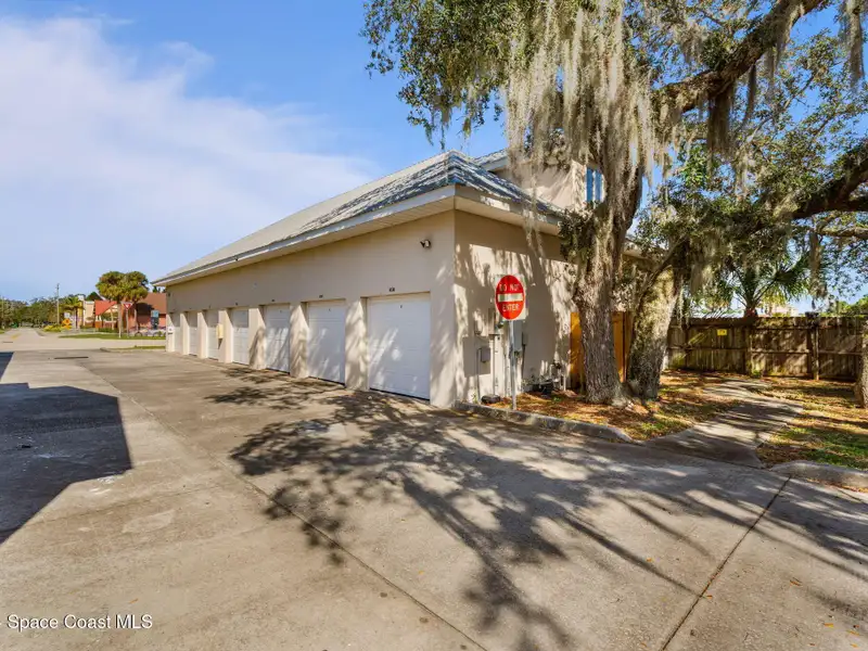 Turnkey 17-unit Storage Facility in Prime Melbourne Location