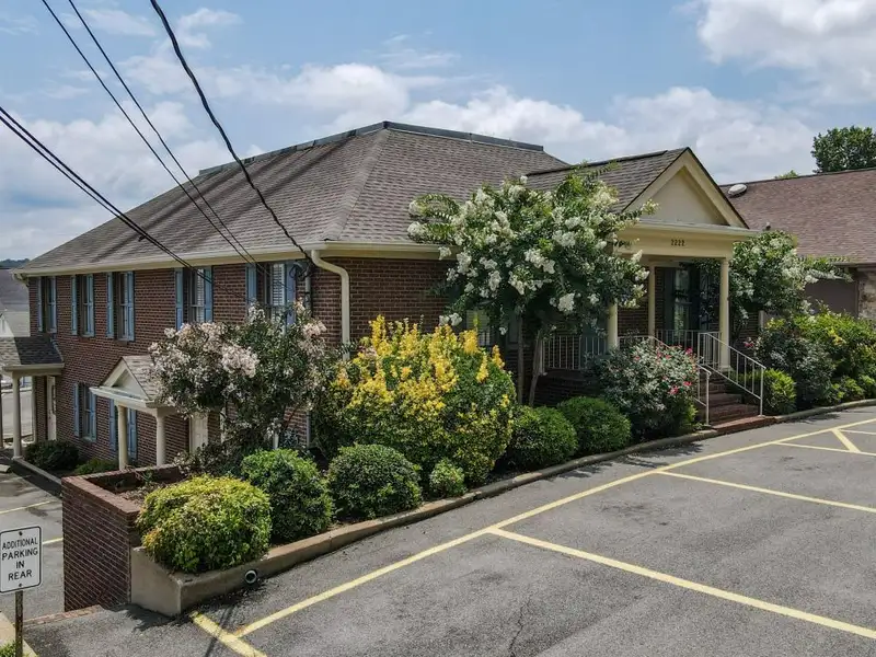 Medical Facility for Sale Near Hospital - 4,510 Sq Ft with Multiple Treatment Rooms