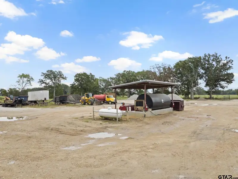 Expansive 13,500 Sq Ft Warehouse and Office on 11.5 Acres Along Highway 271