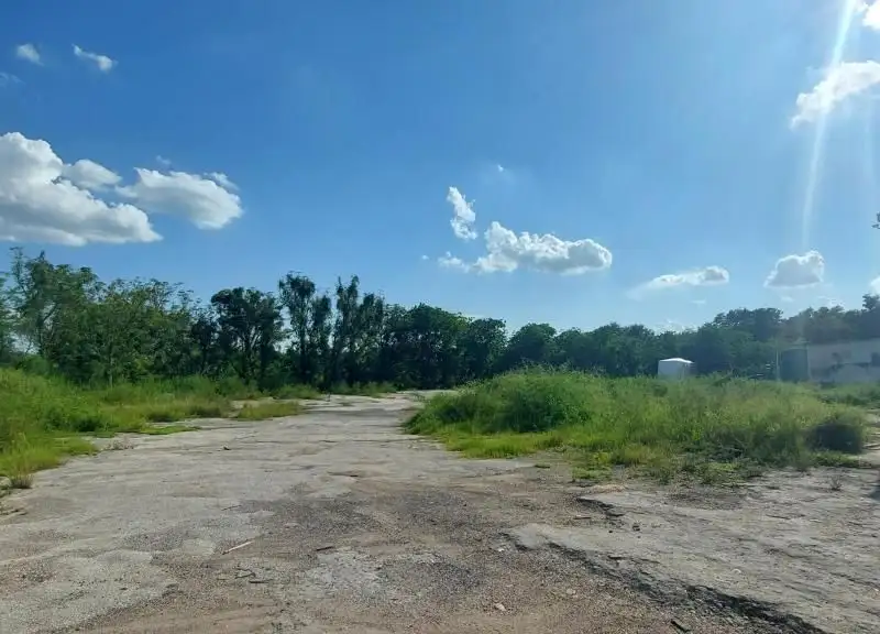 10.94-acre Commercial Property with 7,500 Sq Ft Warehouse on State Rd 46 Frontage