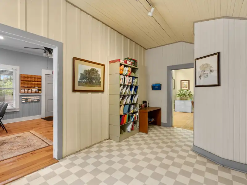 Historic Vintage Office Building with Additional Income Potential in Downtown Boerne