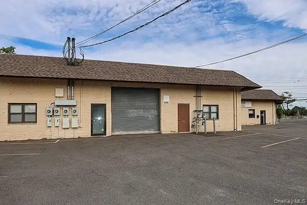 Well-maintained 7000 Sq Ft Retail/industrial Building with Multiple Suites on Merrick Road