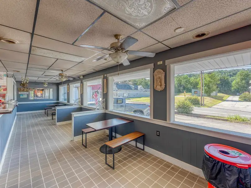 Mixed-use Building with Restaurant and Apartments in High-traffic Littleton Location