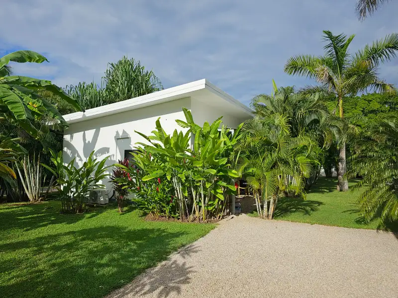 Seahorse Bed and Breakfast - Serene Retreat in La Josephina Valley, Near Tamarindo