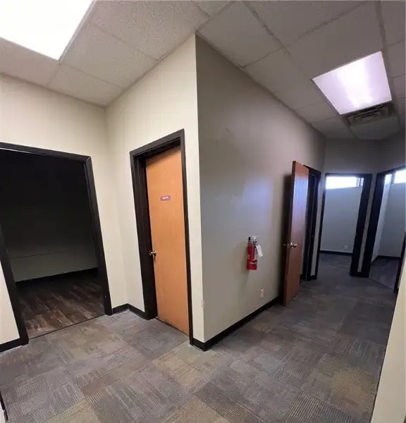 Commercial Space for Lease - Former Dental Clinic, $18/sf + Cam, Prime Location