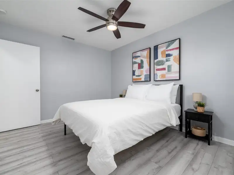 Turnkey 6-unit Airbnb Property in Prime Wilton Manors - Fully Renovated and Furnished