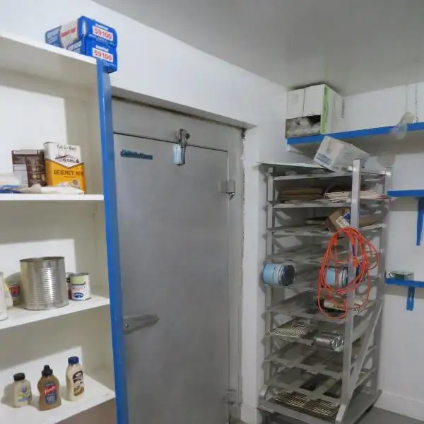 Turnkey Bar/restaurant with 2-bedroom Apartment and Development Potential in Northwoods