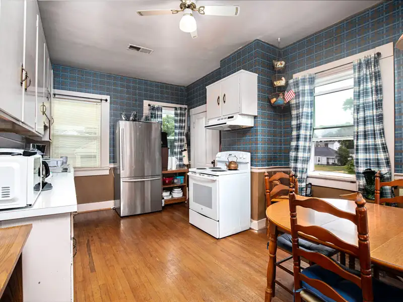Historic 1850s Two-story Home in Central Business District of Versailles