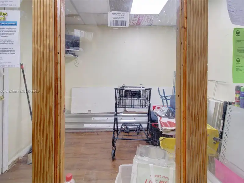 Turn-key Gnc Franchise for Sale in Prime South Miami Location