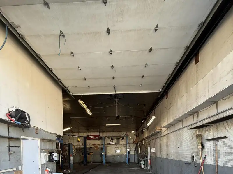 For Lease: 2,400 Sf Garage/warehouse with Office and Three Vehicle Lifts