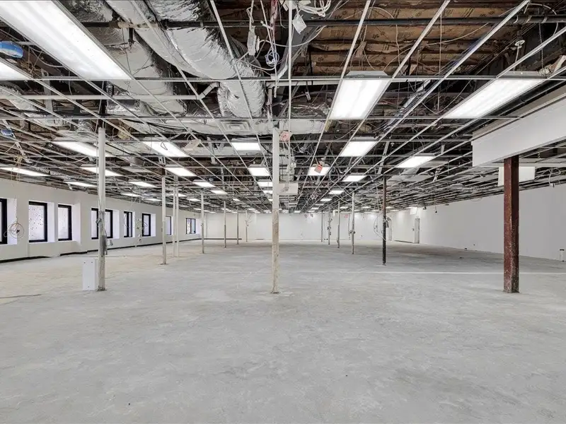 Prime Corner Retail Space on Garth Road, High Traffic Area in Scarsdale