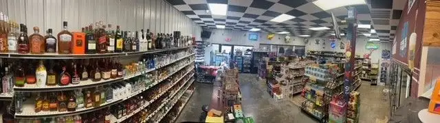 Established Truck Stop and Convenience Store with Restaurant in High-traffic Location