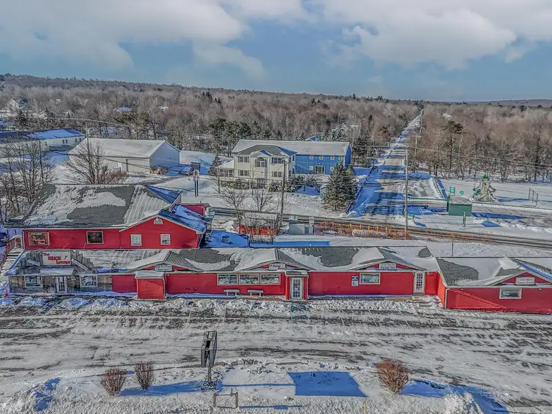 Turnkey Pizzeria and Tavern for Sale in Blakeslee, Pa - Prime Location on Route 115