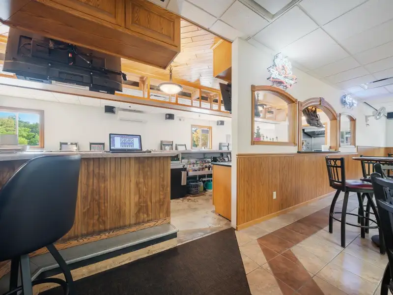 Commercial Property with Bowling Alley, Bar, Restaurant, and Apartments in Poy Sippi Community