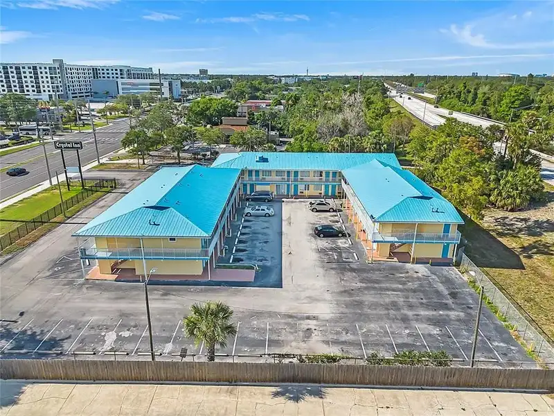 Independent Economy Hotel in Prime Location, St. Petersburg with 65 Keys and Redevelopment Potential