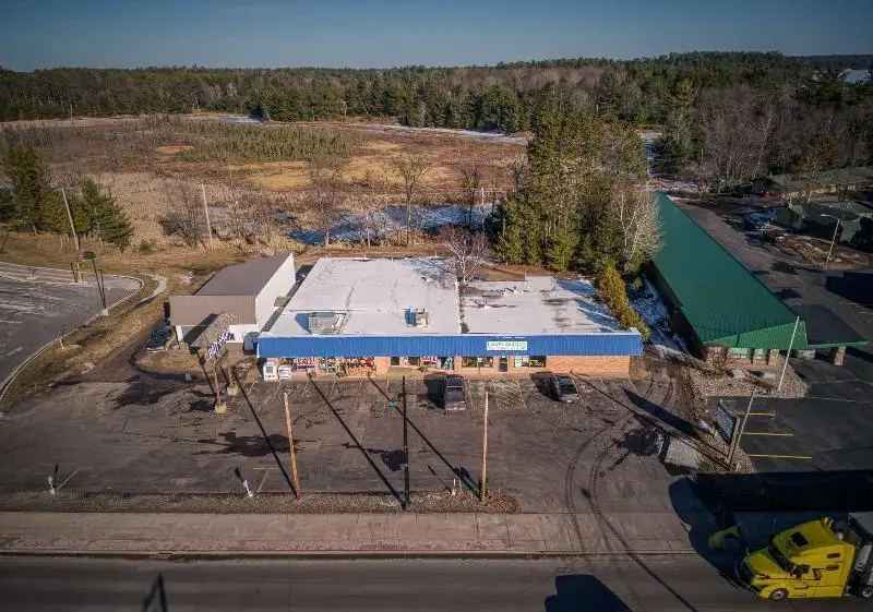 Premier Fishing Retail Store and Bait Shop in Minocqua, Wi on 2.62 Acres