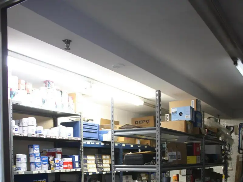 Turnkey Auto Shop with 12 Lifts and Storage Near 275 and Cvg Airport