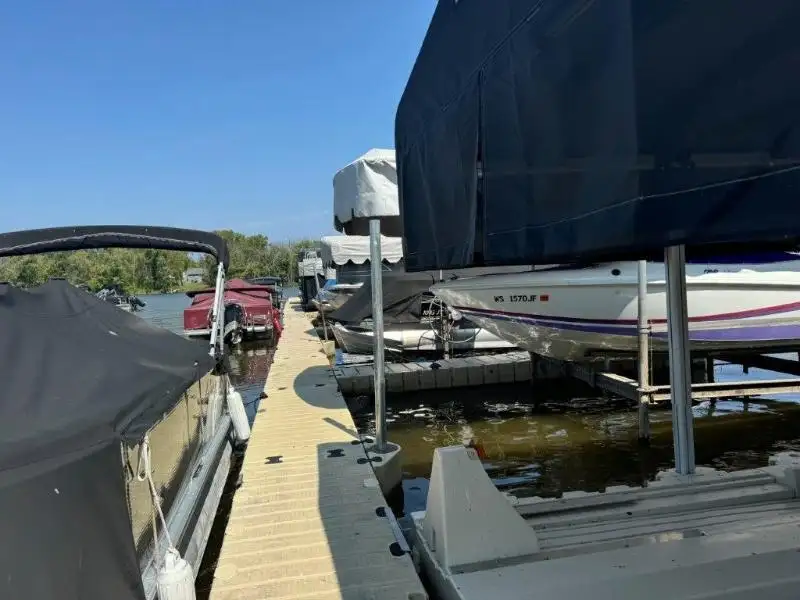 Premier Full-service Marina with 95 Slips on Rock River, Direct Lake Access