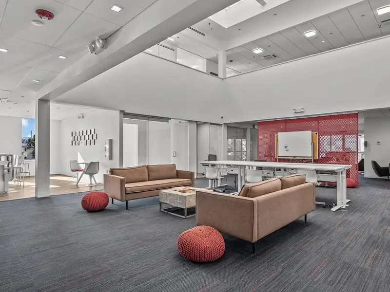 Class a Executive Office Suite for Lease in the Vault - All-inclusive Amenities