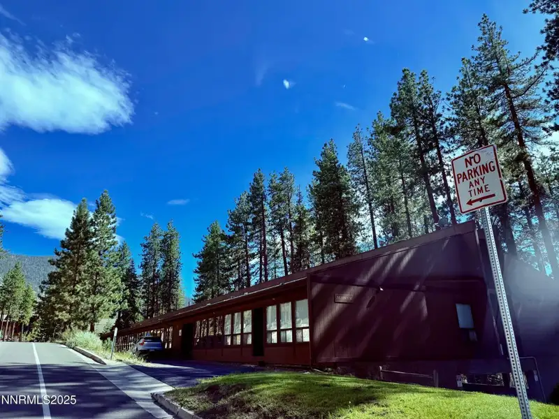 2000sf Office Space with Lake Views in Lake Village Professional Building, Tahoe