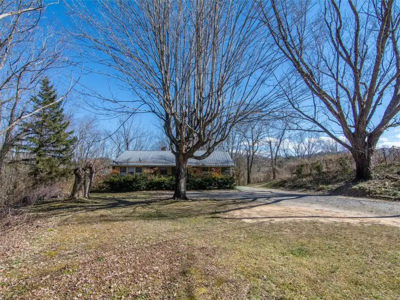 9.29 Acre Multi-family or Commercial Parcel in Waynesville Etj with City Utilities