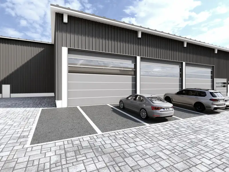 Modern Industrial Hall with 1,013m² Usable Area Near B13, Planned for 2025
